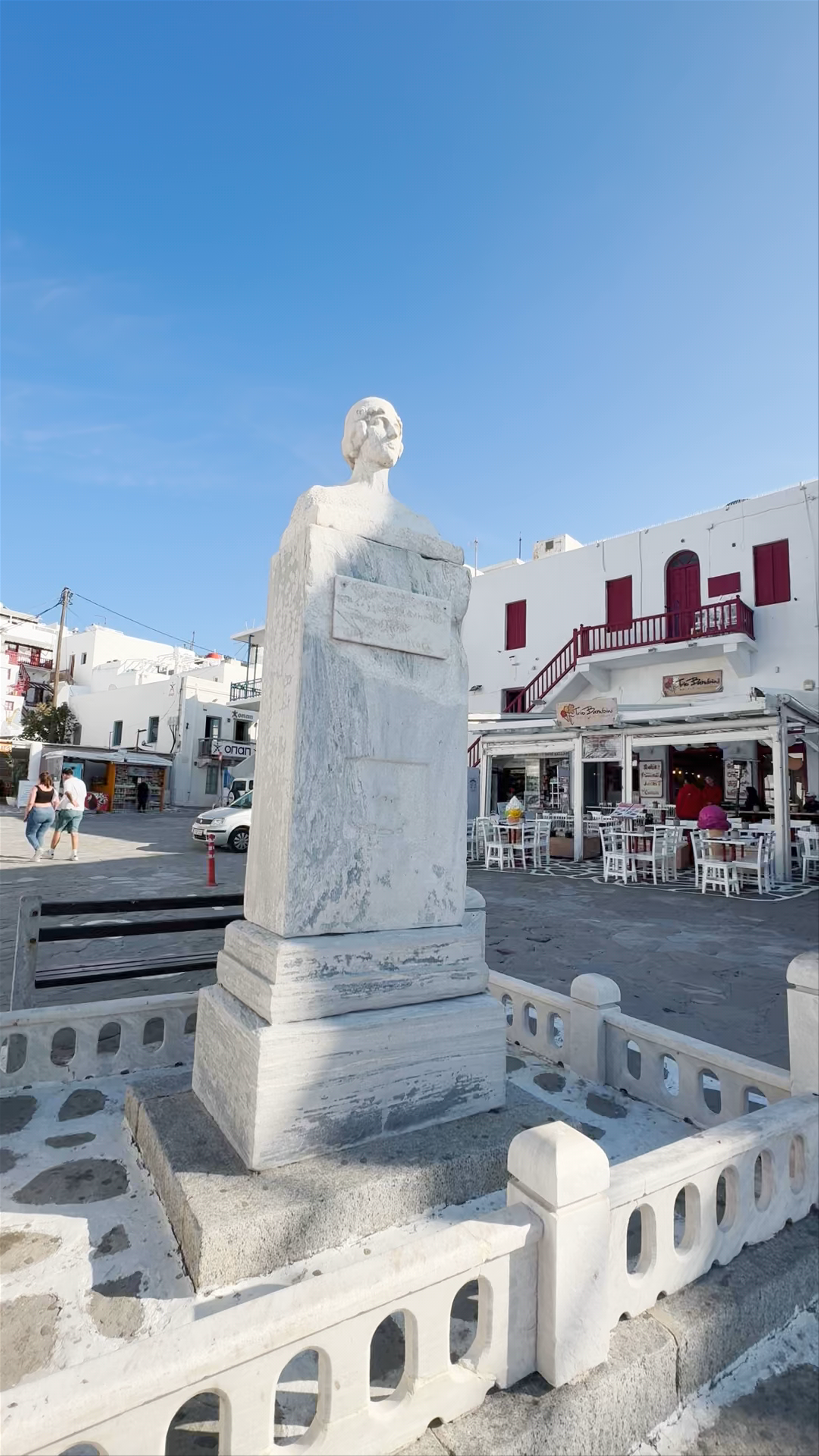 Busto de Manto Mavrogeneous