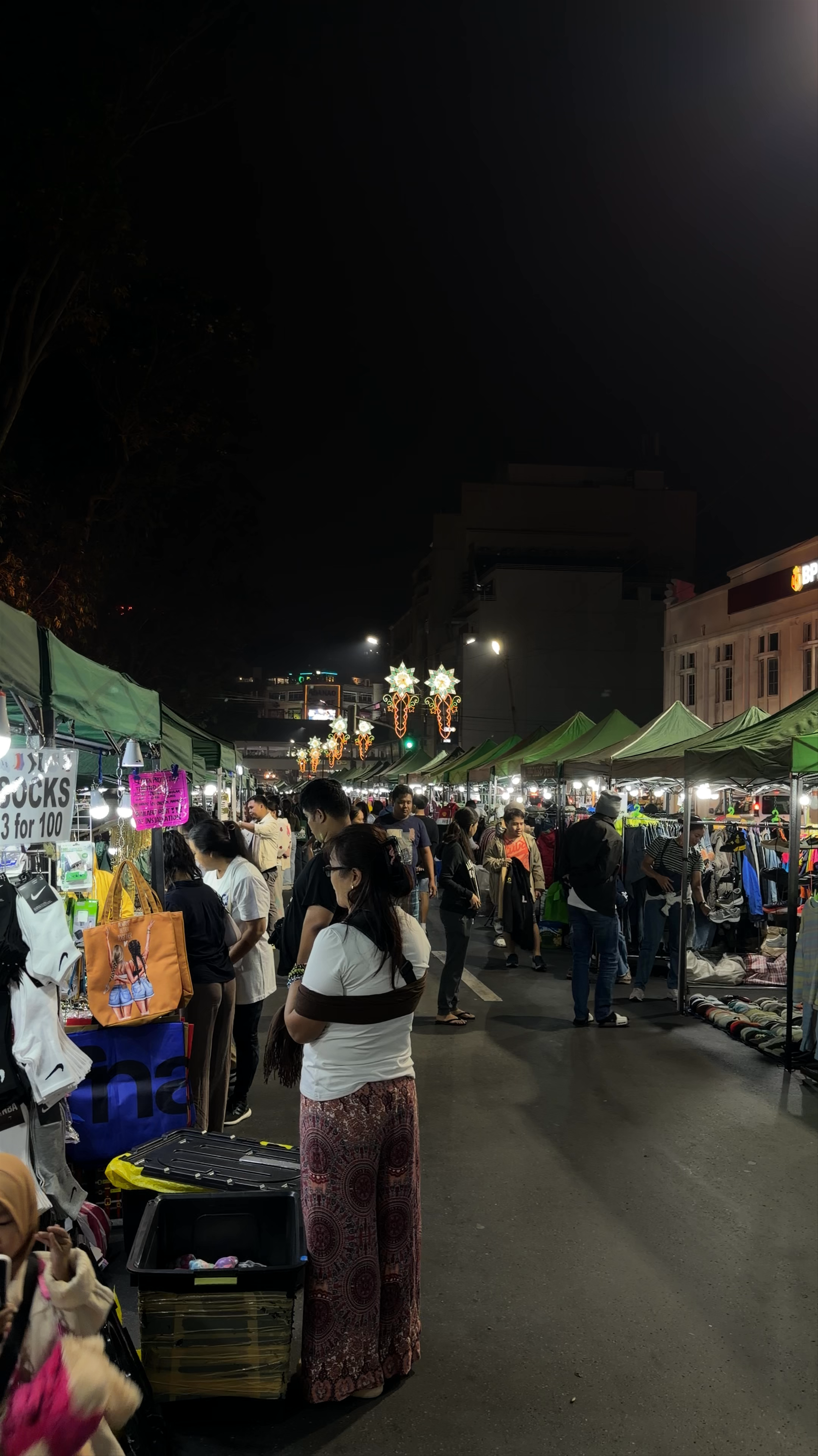 Baguio Night Market (Thrift items)