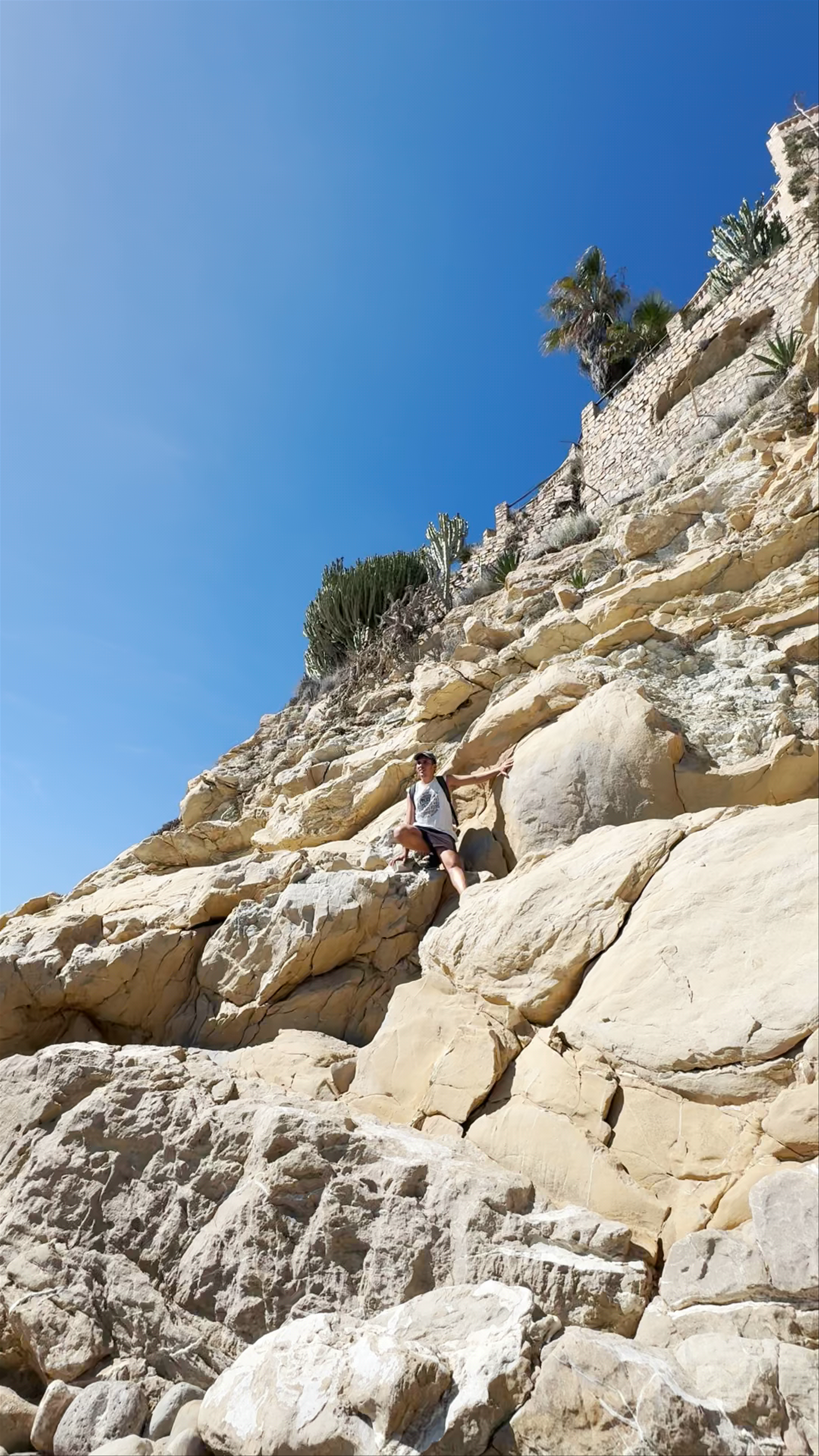 Adventurous Rock Climbing at Racó del Conill, Villajoyosa