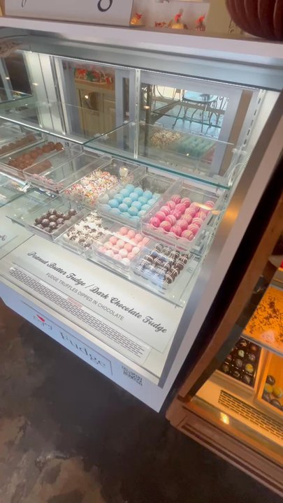 Chocolate Secrets - Chocolatiers & Shops Near Me - Dallas, Texas
