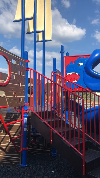 Joe's Crab Shack - Kids playground - Seafood Near Me - Sevierville, Tennessee