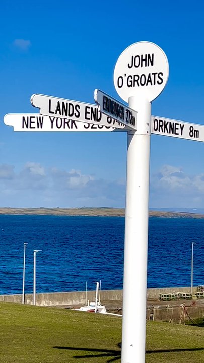 John O'Groats Sign Post - Panoramic views from the famous sign to the murals to the park and trailhead! - Bike tours Near Me