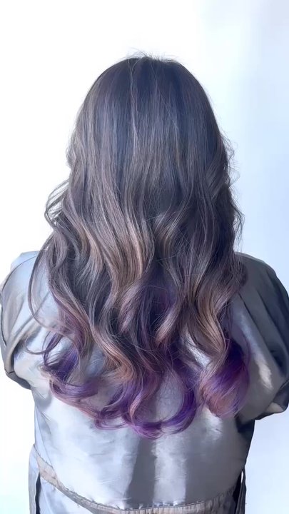 Salon Vanitas - Cut and color by Moses . Instagram hairbymosescho - Hair Salons Near Me - Honolulu, Hawaii