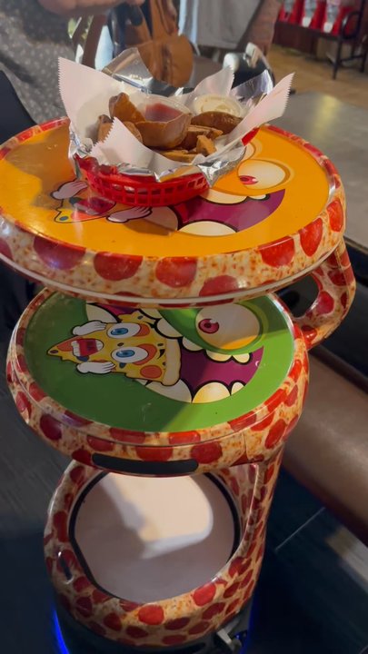 PizzaMan Dan's - Robot - Pizza Near Me - Ventura, California