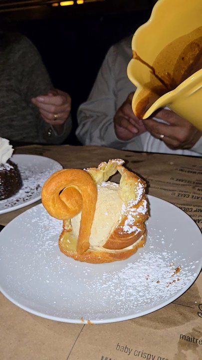 Rochambeau - Chocolate Swan dessert - French Near Me - Boston, Massachusetts