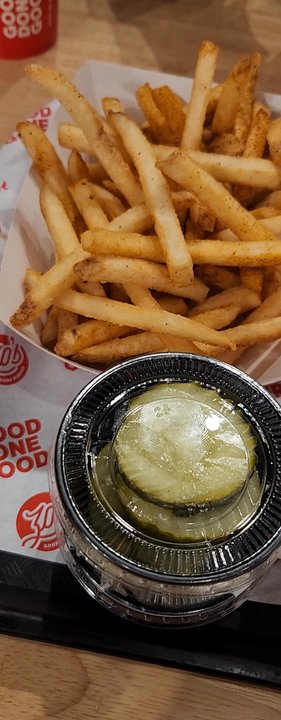 Zo's Good Burger E. Dearborn - Yummy food - Halal Near Me - Dearborn, Michigan
