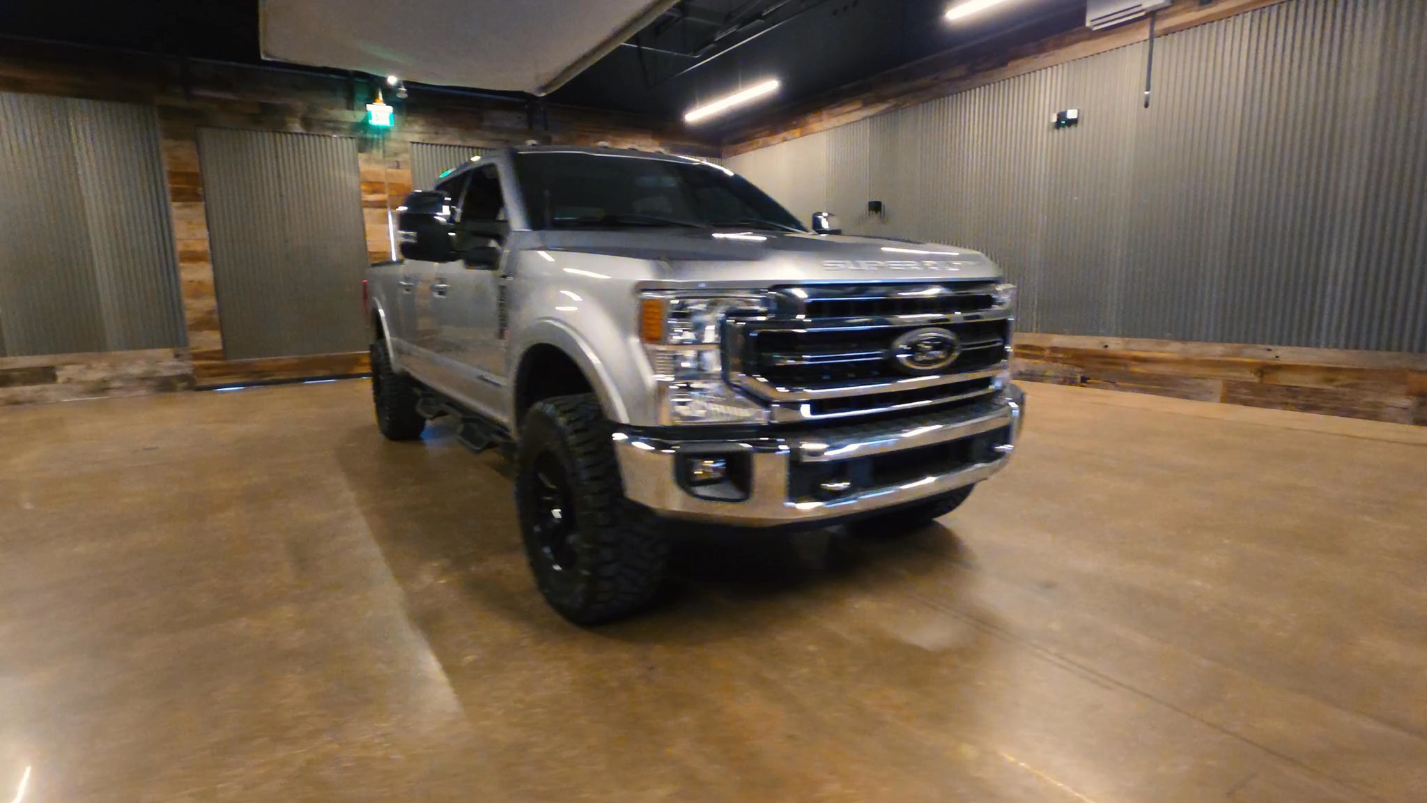 Lifted Trucks - #TX09584A - 2022 Ford F-350 Super Duty Lariat Crew Cab