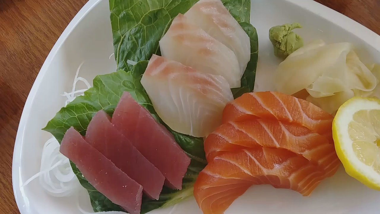 Sushiland - Japanese Near Me - Hayward, California