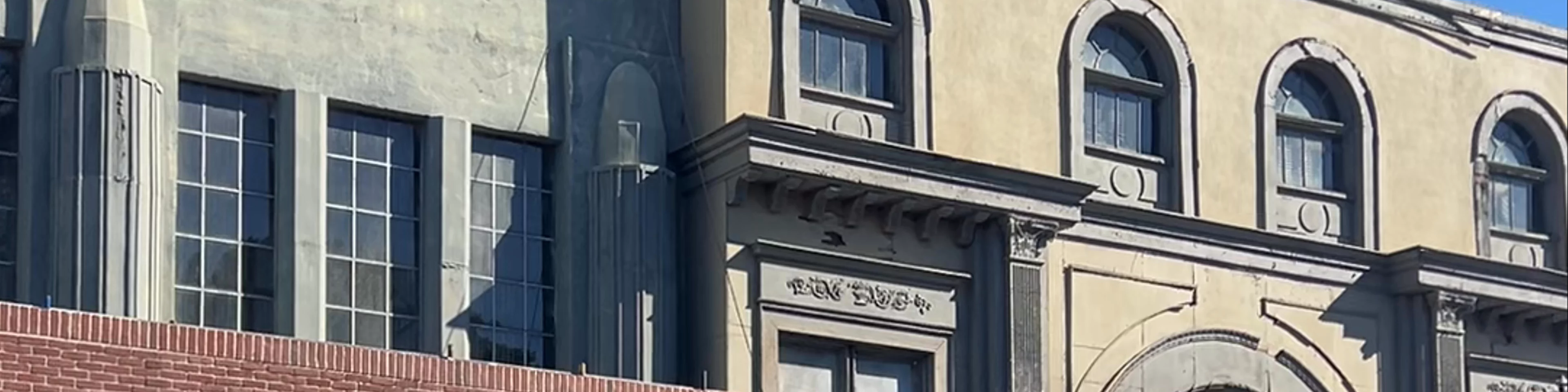 Warner Bros. New York Street