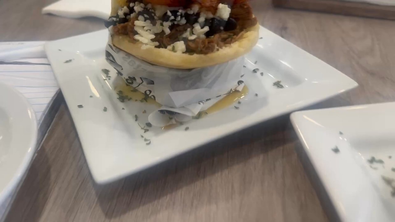 Rica Arepa - This is the delicious food that I ordered. - Venezuelan Near Me - Chicago, Illinois