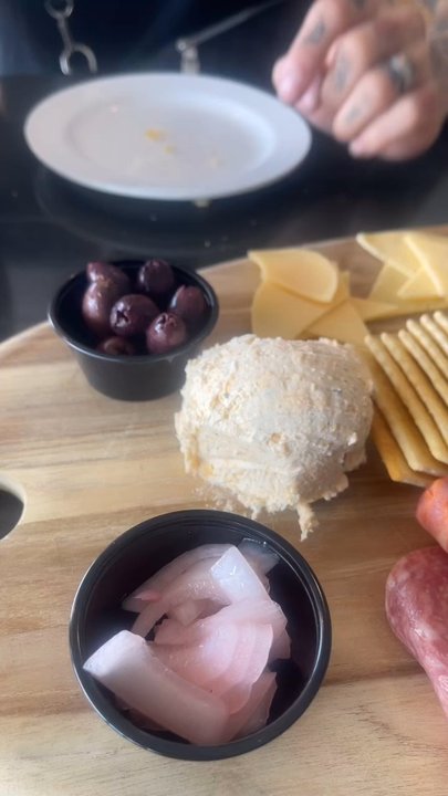 Nigh Brewing - Awesome charcuterie board! - Brewpubs Near Me - Plainfield, Indiana