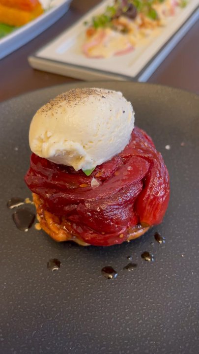 Le George - Mediterranean Near Me - Paris, 75
