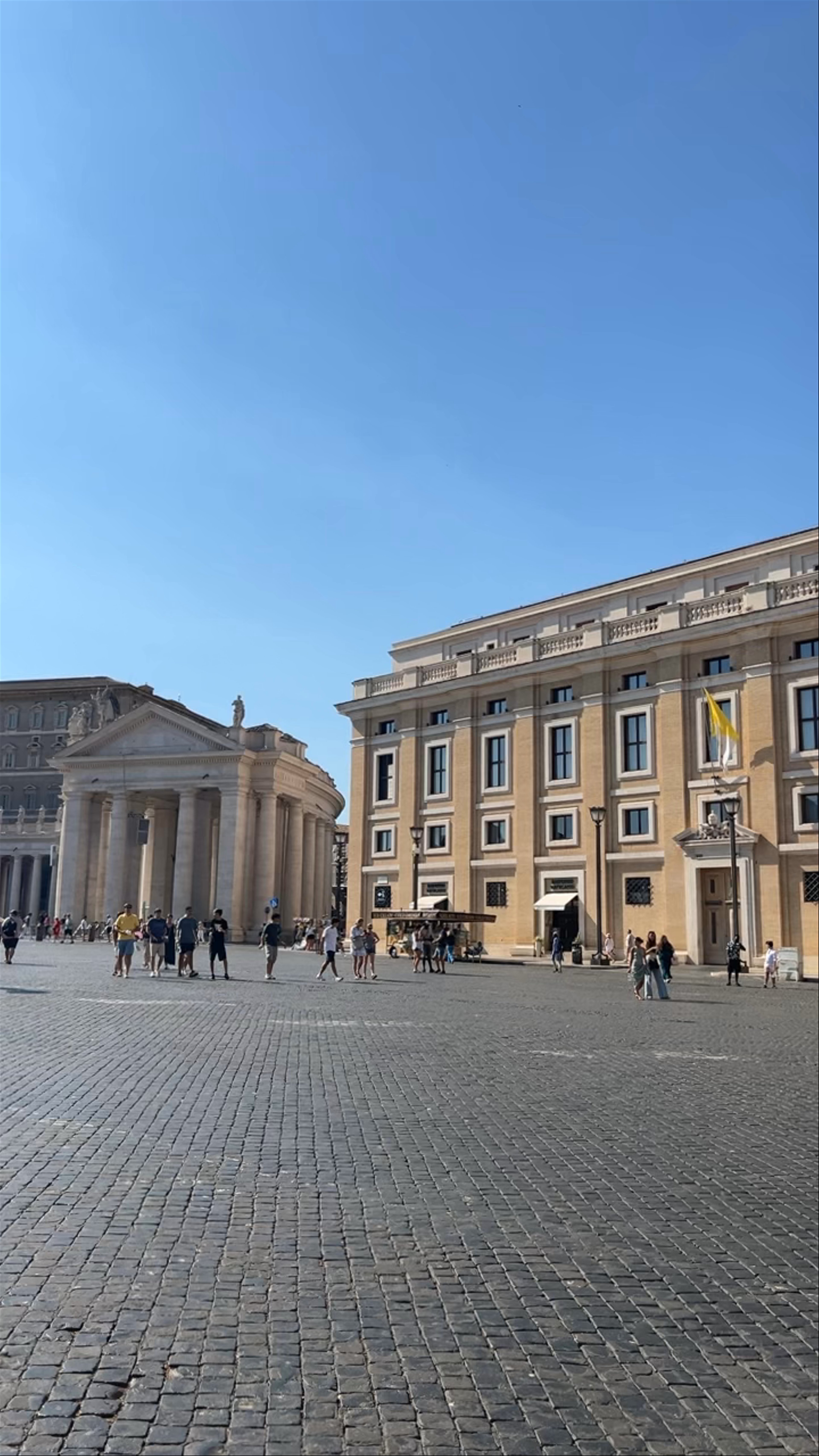 Basilica di San Pietro in Vincoli - Timeless Spiritual Majesty in Rome
