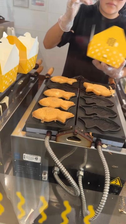Somisomi - Desserts Near Me - Carrollton, Texas