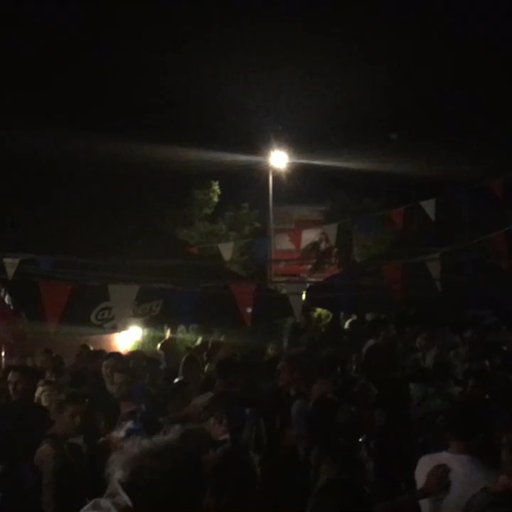 The Red Lion - France Allemagne - Euro 2016 - Pubs Near Me - Aubagne, 13