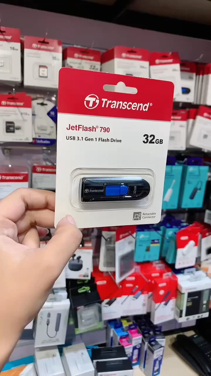 Transcend 32GB JF790 Flash Drive USB 3.1 TS32GJF790K