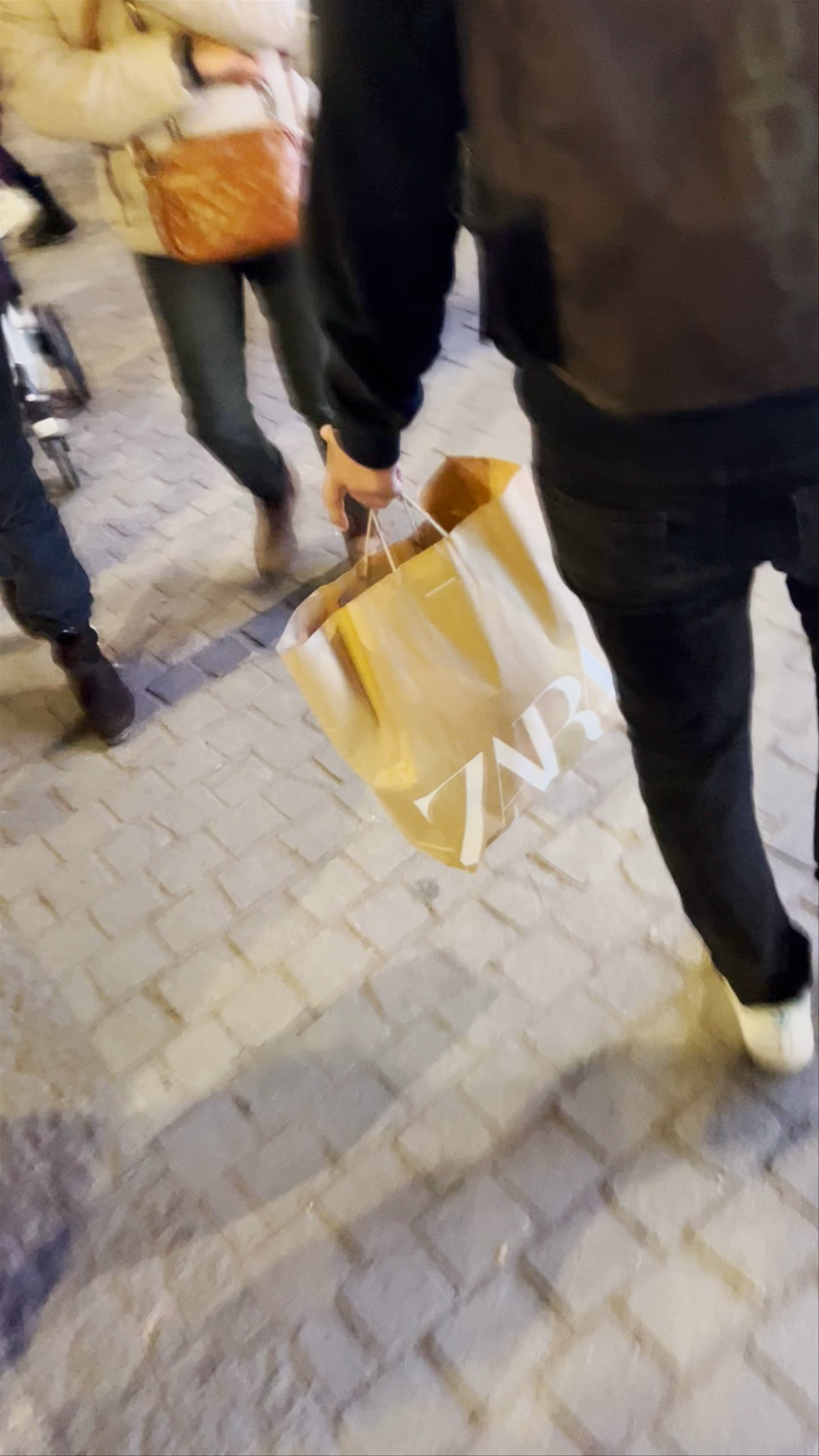 Festive Night Shopping on Calle de Preciados, Madrid