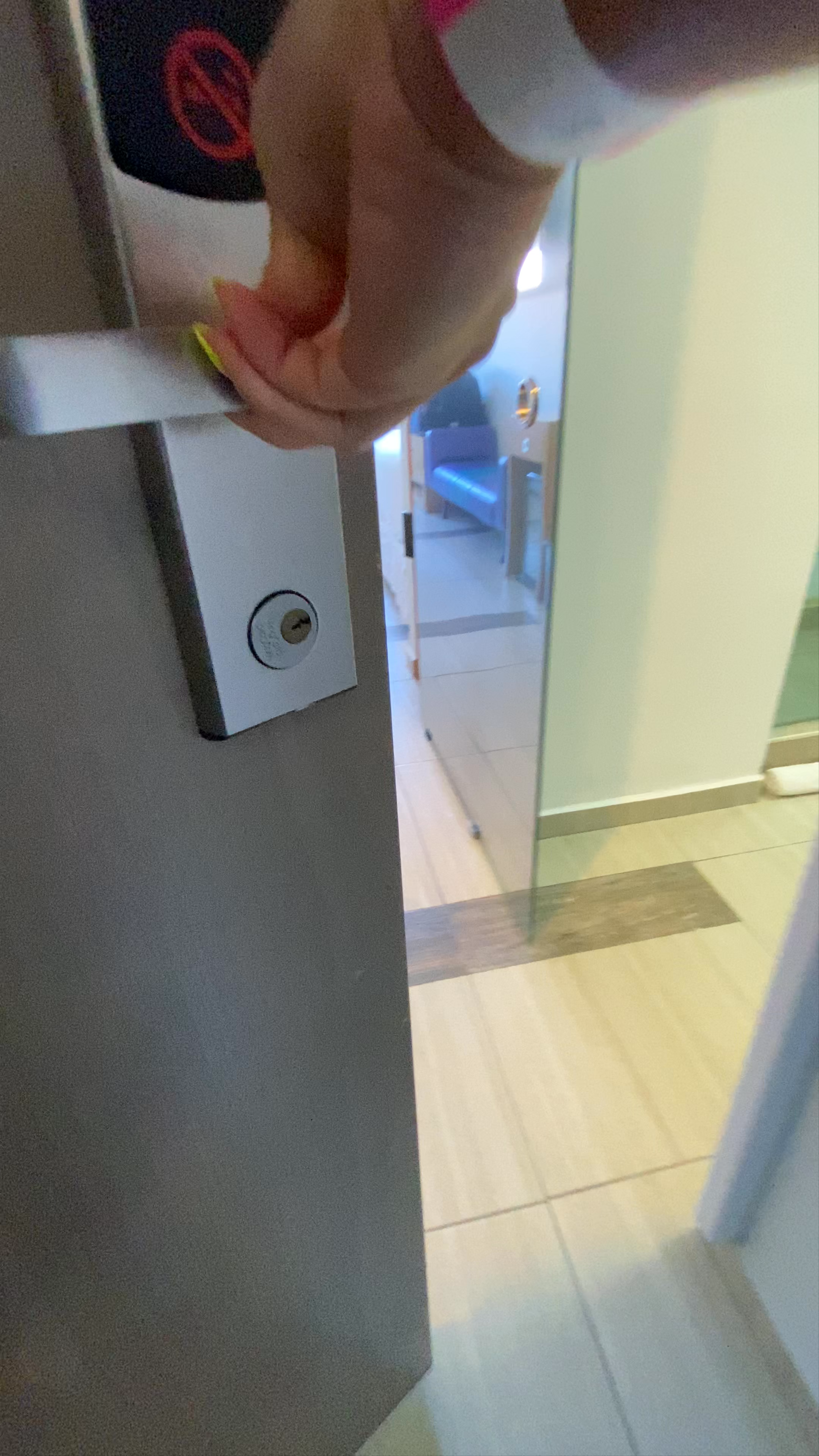 Aloft Cancun Hotel Room Tour: Modern Comfort in Cancun's Hotel Zone
