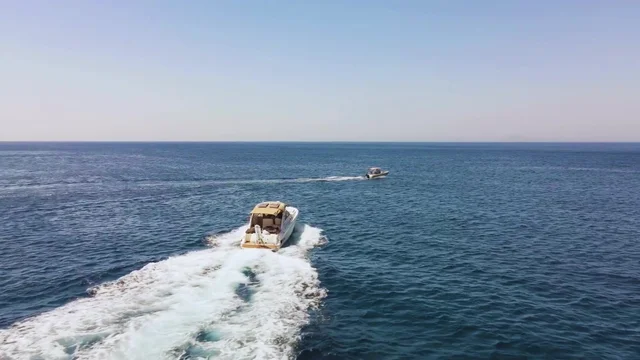 5-Hour Private Cruise aboard the Sea Ray 33