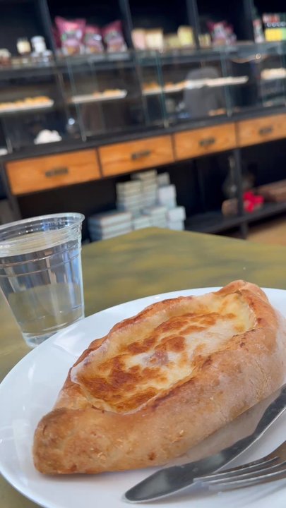 Pi Bakerie - Bakeries Near Me - New York, New York