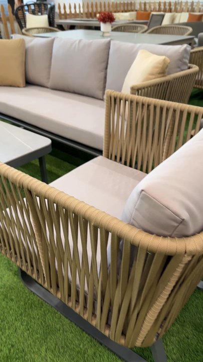 Backyard Space - Outdoor Furniture Stores Near Me - North Hollywood, California