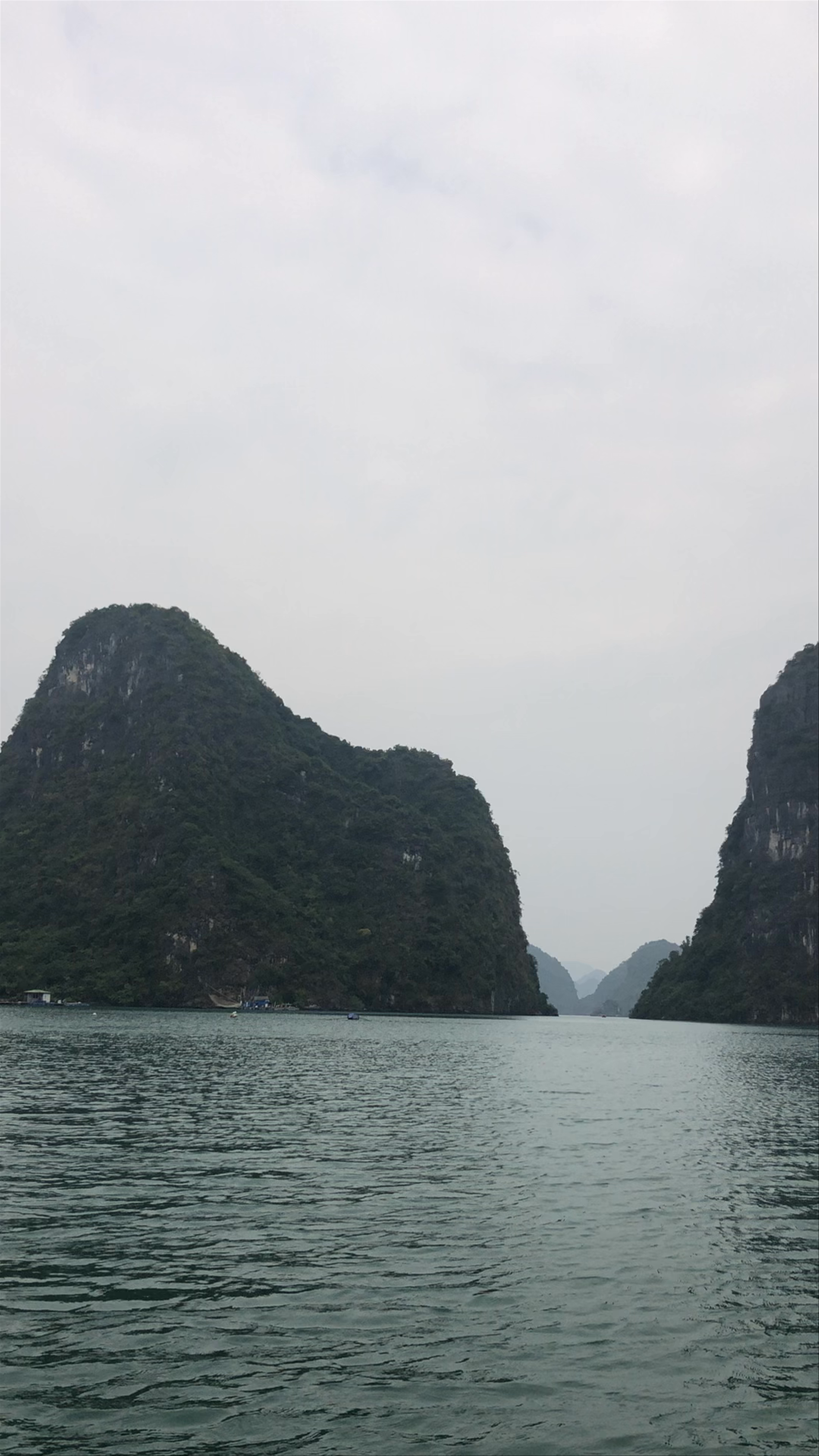 Teluk Ha Long