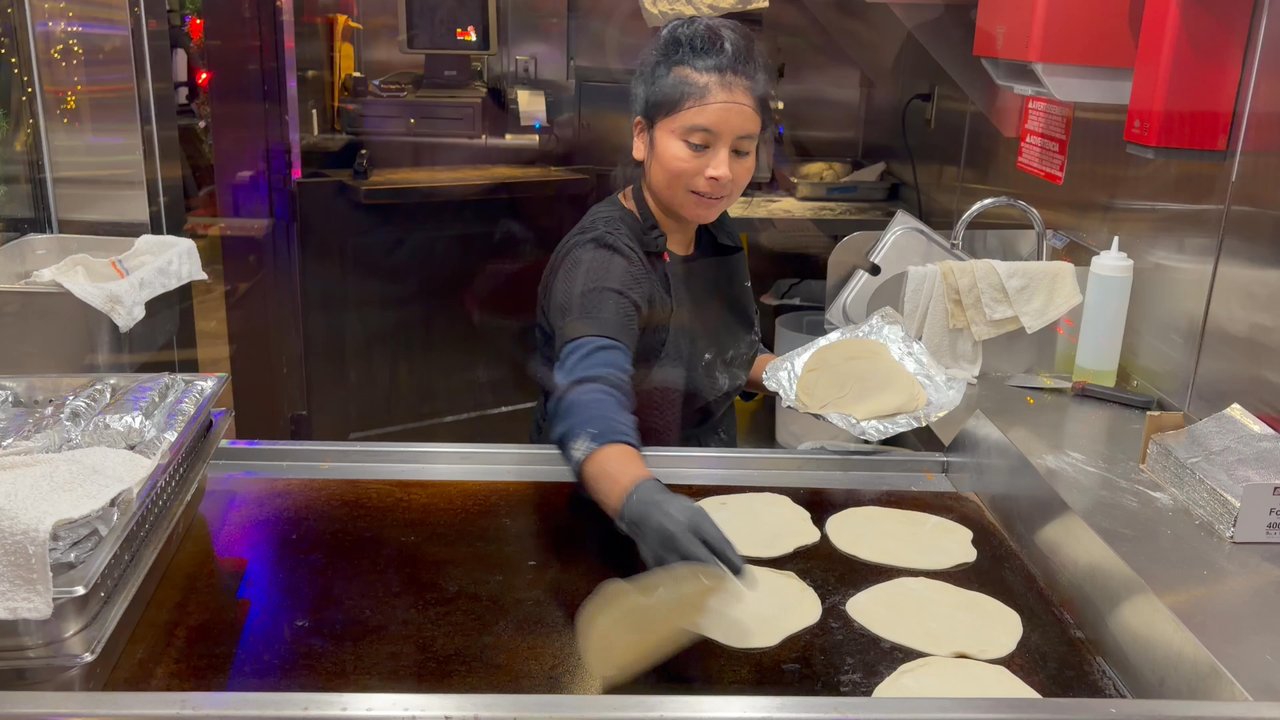 The Mexico Cafe - Warming up the tortillas - Salad Near Me - Temecula, California