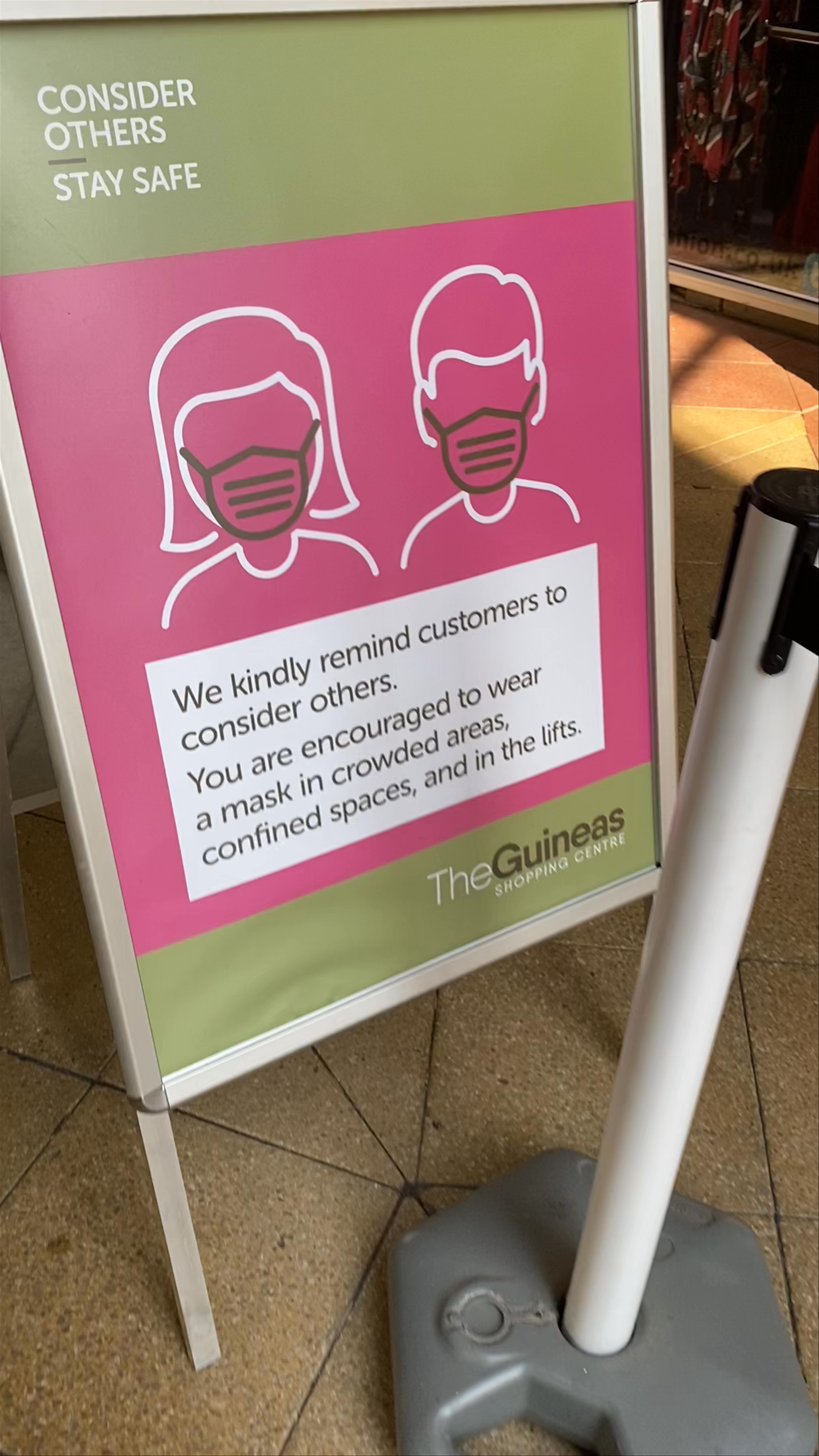 The Guineas-Shopping Centre