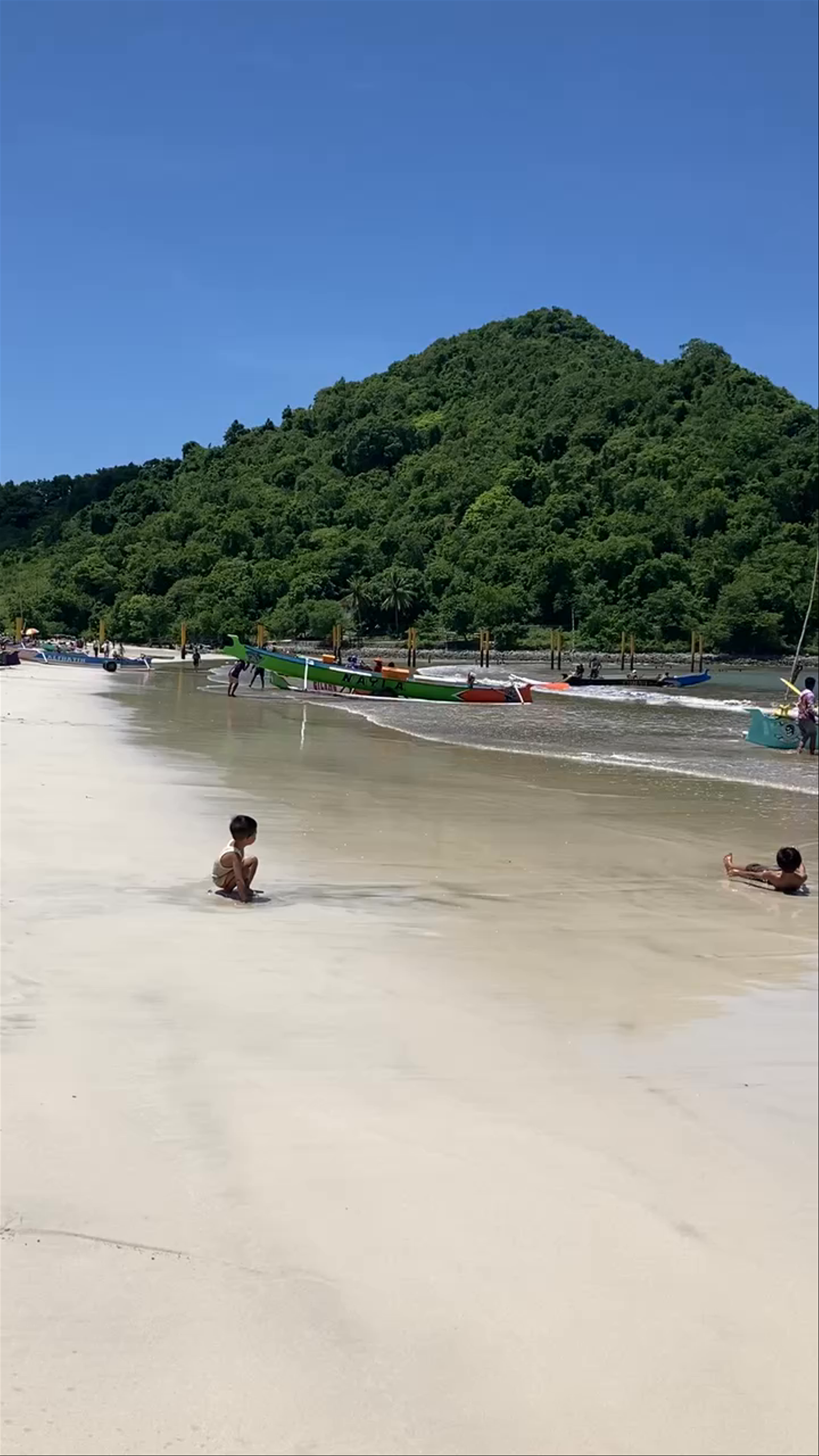 Selong Belanak Beach: Serene Coastal Escape in Lombok
