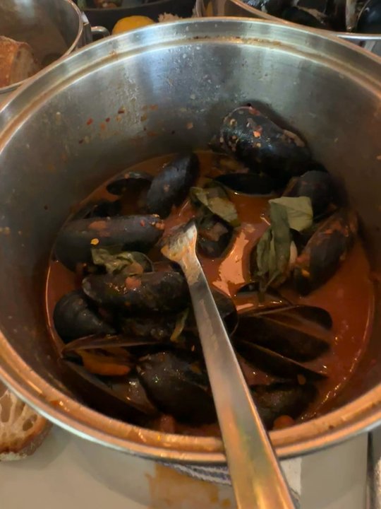 Flex Mussels - Fra Diavolo Mussels - Seafood Near Me - New York, New York