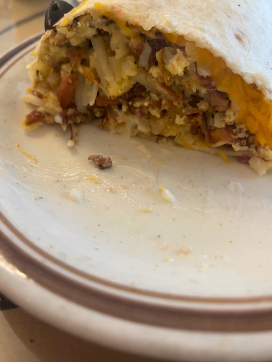 GJ's Family Restaurant - Breakfast & Brunch Near Me - Eugene, Oregon