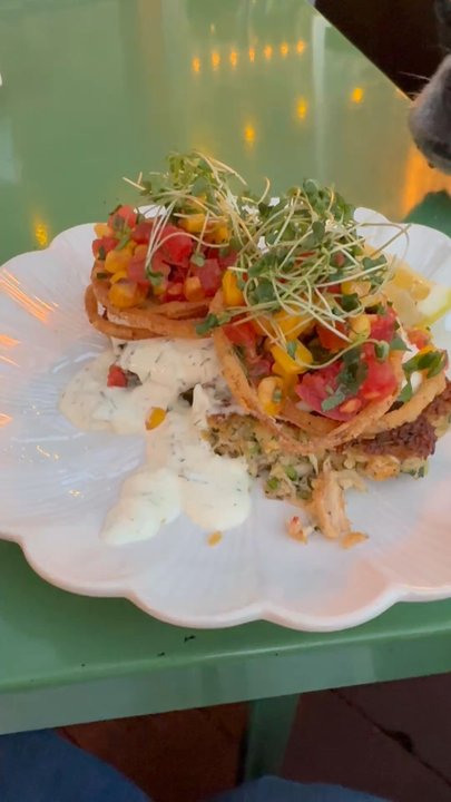Fireside - Crab Cakes - New American Near Me - Portland, Oregon