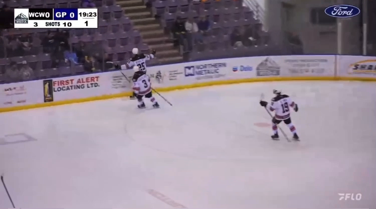 Xander Schulte's  Snipe from distance & Celebration with Teammates!