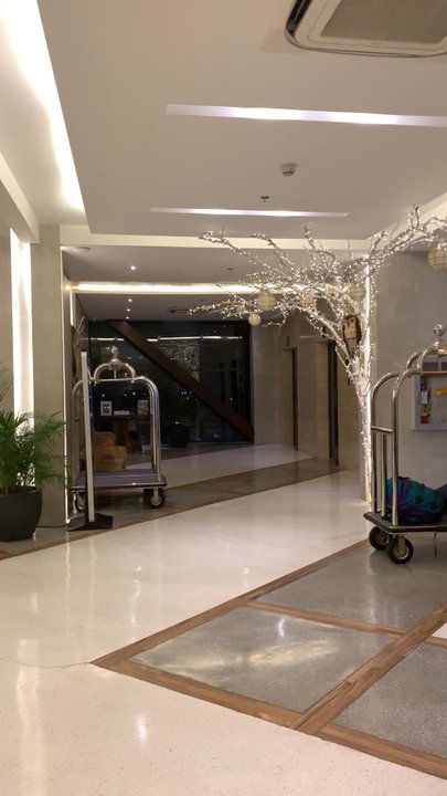 Maayo Hotel - Hotel lobby so nice! - Hotels Near Me - Mandaue City, CEB