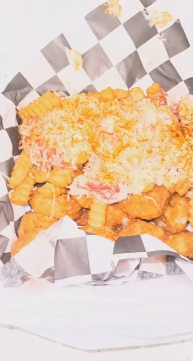Fishin' Fellas - Crab Fries Fried shrimp X Fried Flounder with fries and Hush puppies get you some - Food Trucks Near Me
