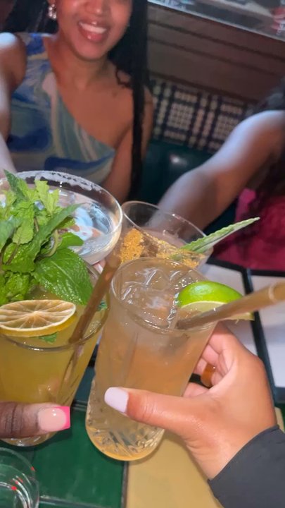 Dasha - Drinks - Chinese Near Me - Toronto, Ontario