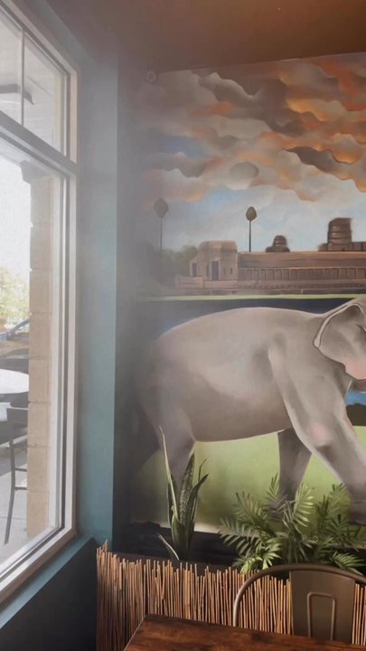 Dos Mundos Restaurant - Culture of restaurant - Asian Fusion Near Me - Cranston, Rhode Island