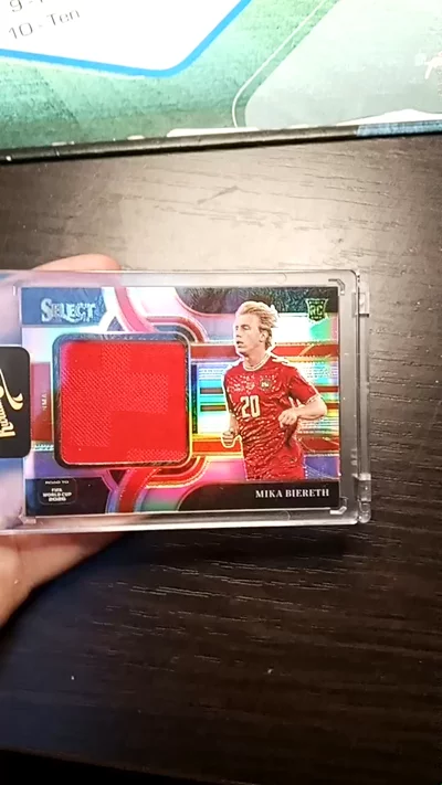 Immagine di Panini Mika Biereth Select Trading Card 1