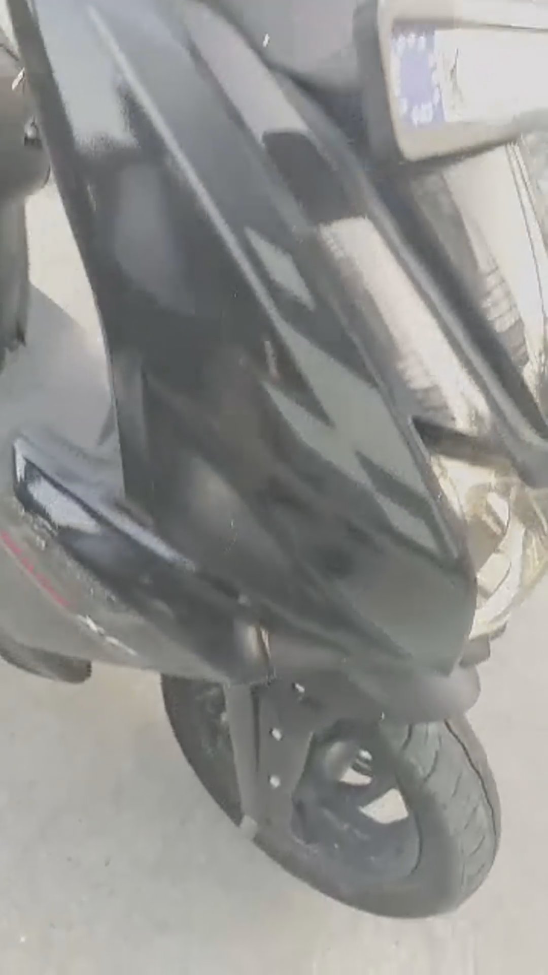 Walk-around video thumbnail