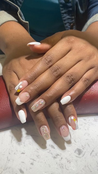 Drexel Nails - Nail Salons Near Me - Drexel Hill, Pennsylvania