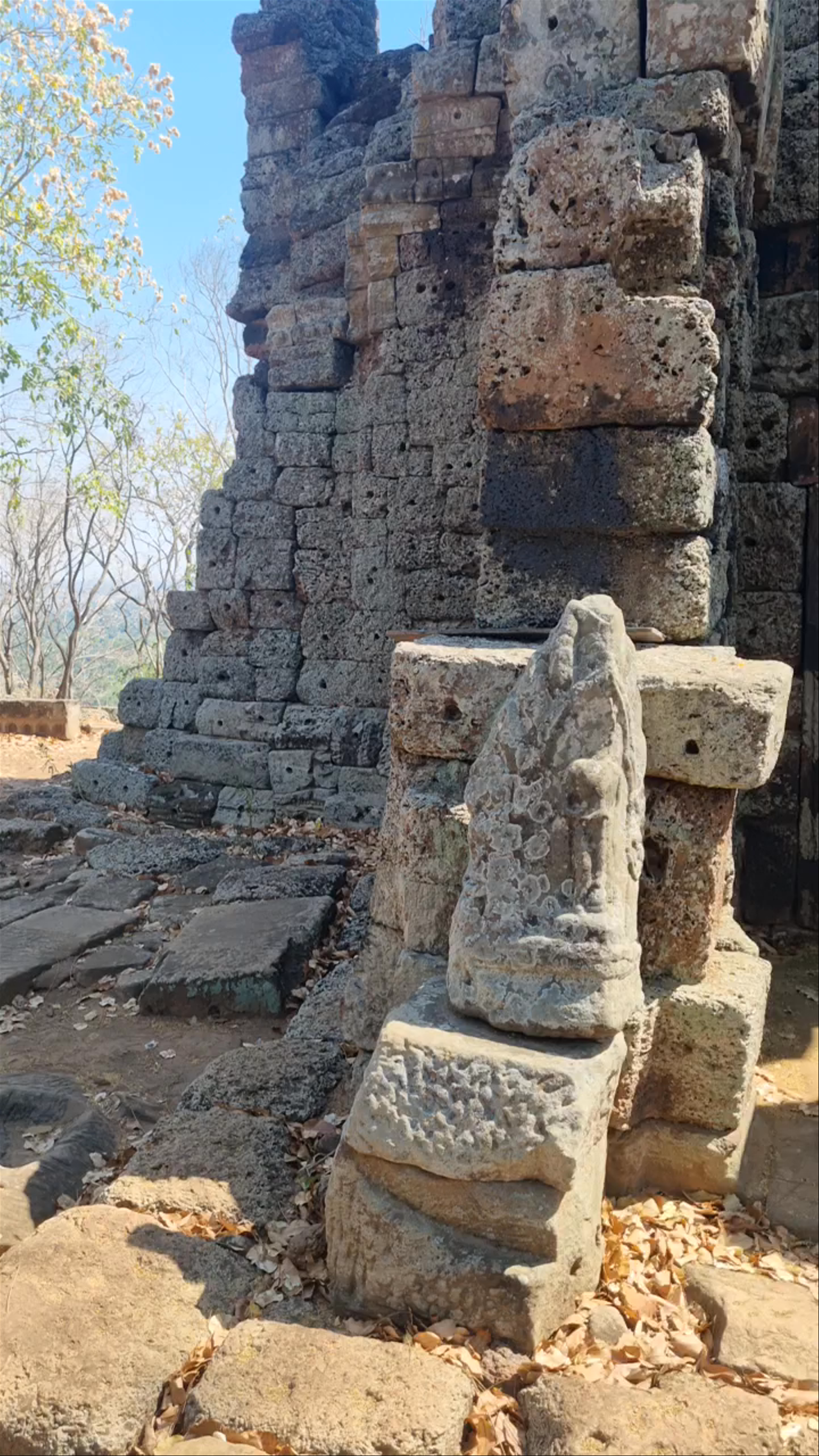 Banan Temple - ភ្នំបាណន់
