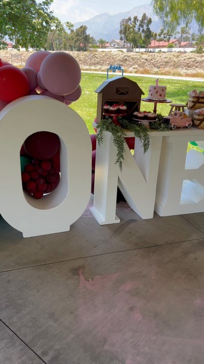 Great Creations - Balloon Services Near Me