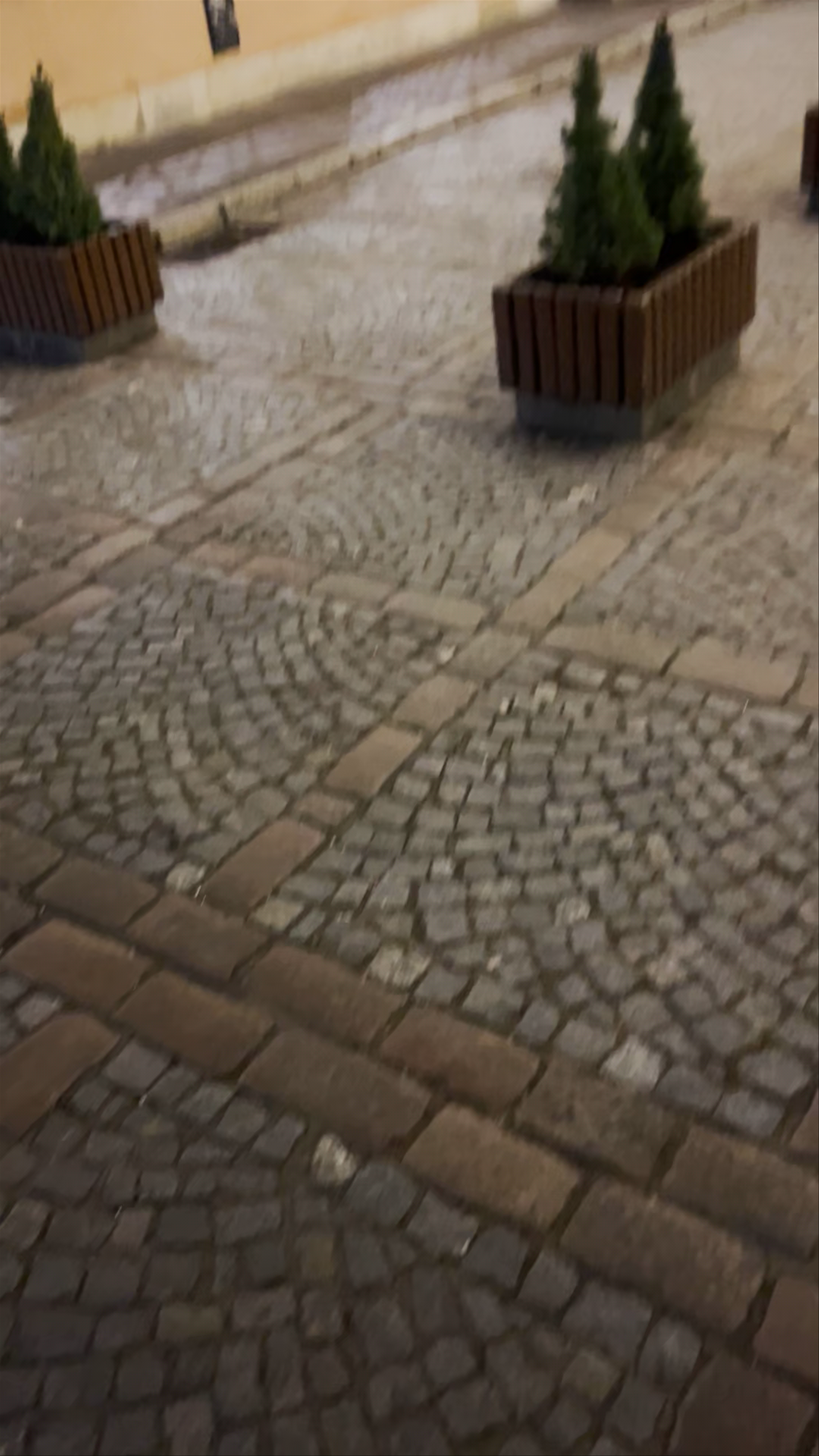 Enchanting Night Stroll in Kraków's Stare Miasto