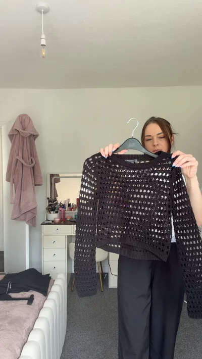 Stradivarius Cropped Jumper