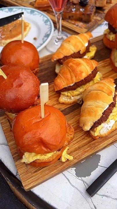 Darna Restaurant and Lounge - Lounges Near Me - Arlington, Virginia
