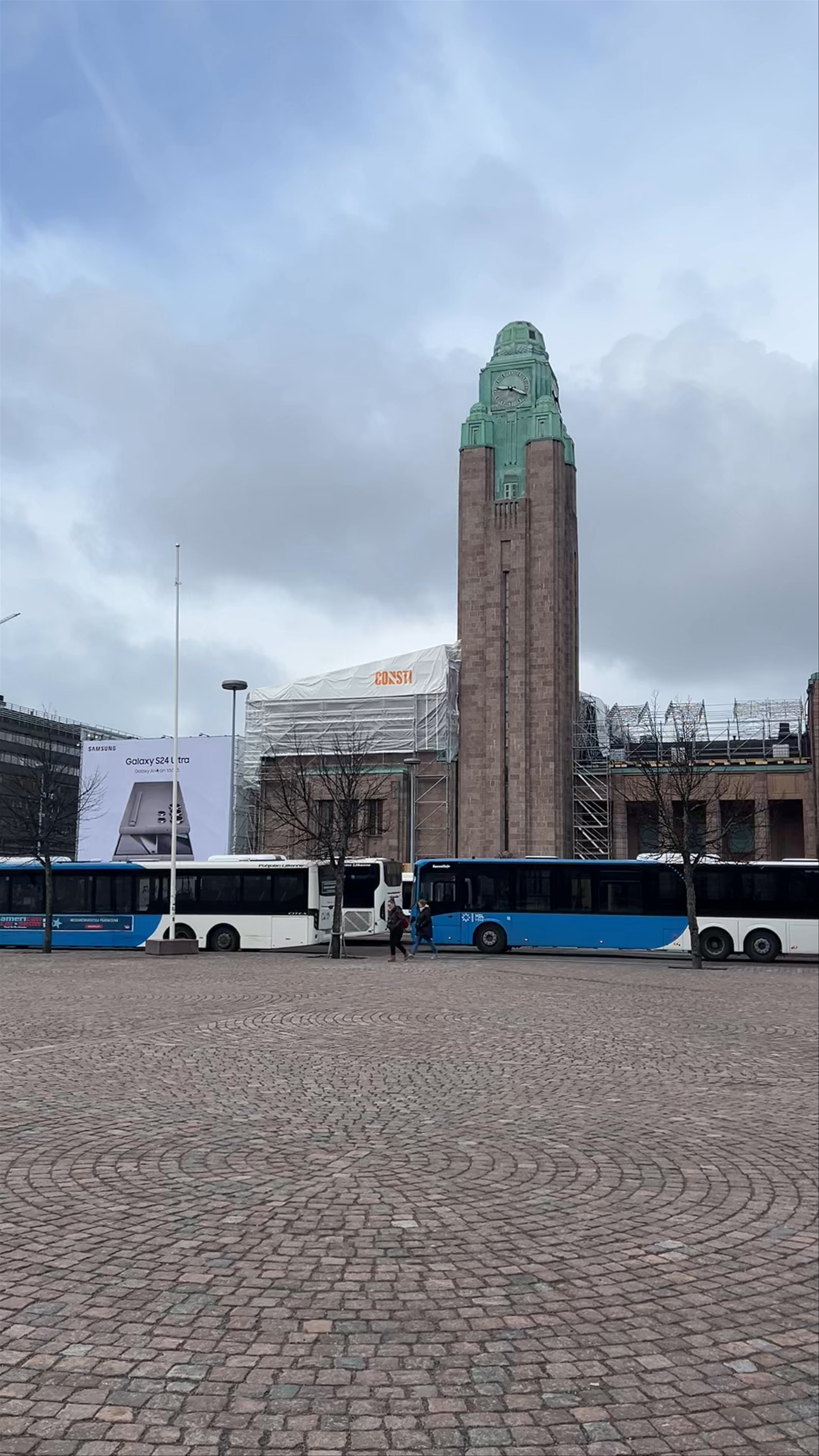 Rautatientori Square: Historical Urban Heart of Helsinki