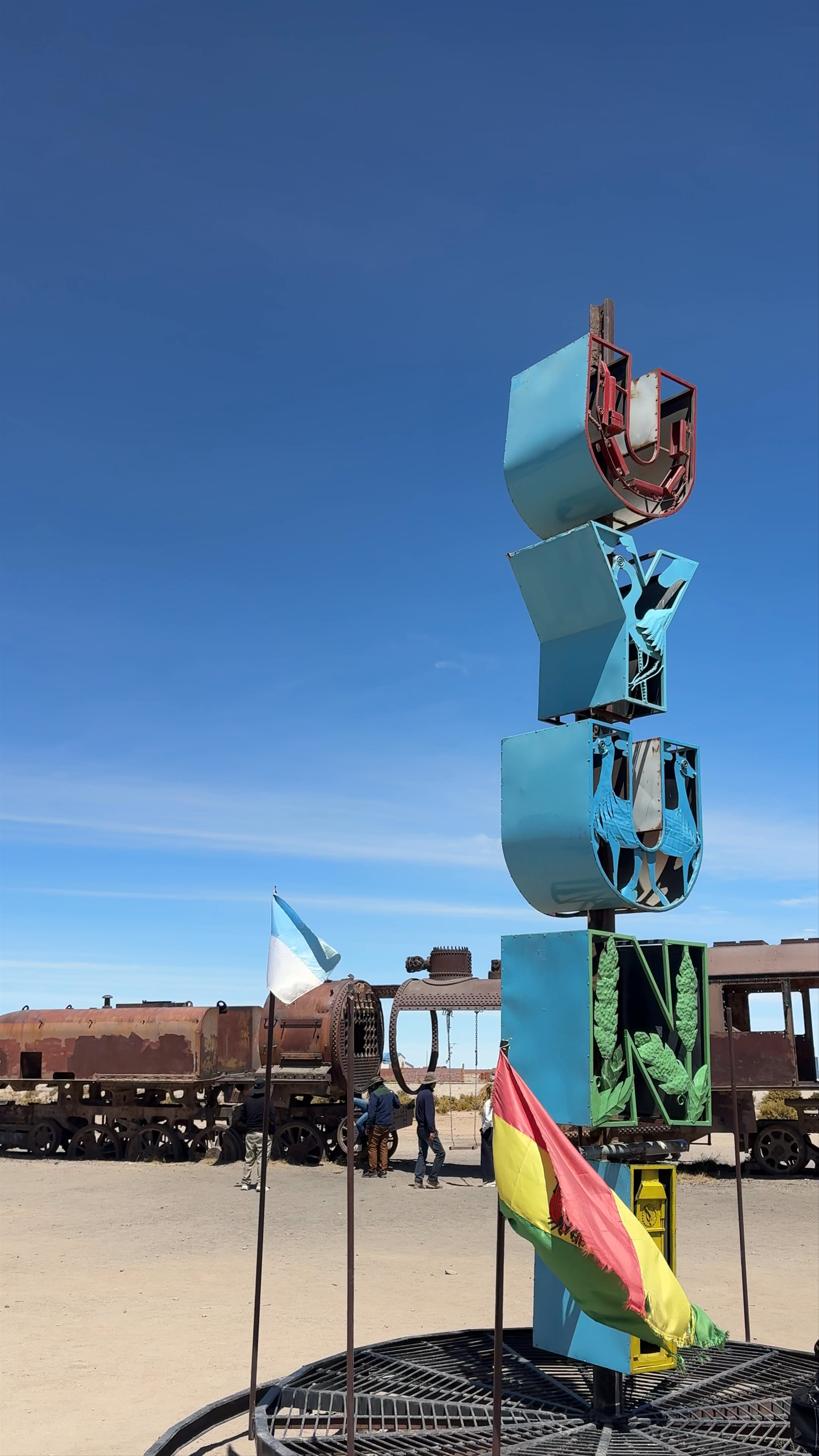 Uyuni-Cementerio de Trenes