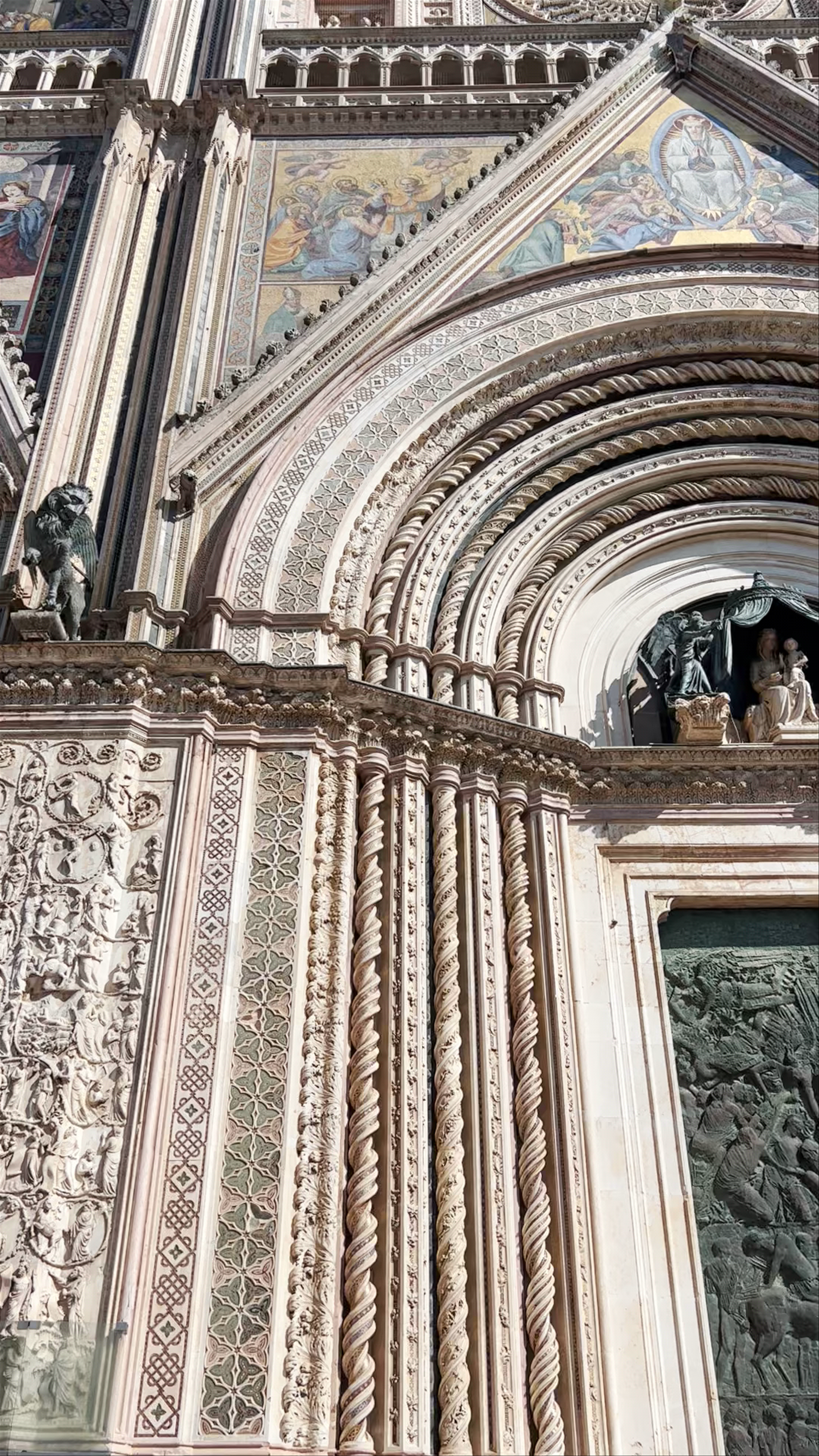 Duomo di Siena: A Masterpiece of Gothic Art and Architecture
