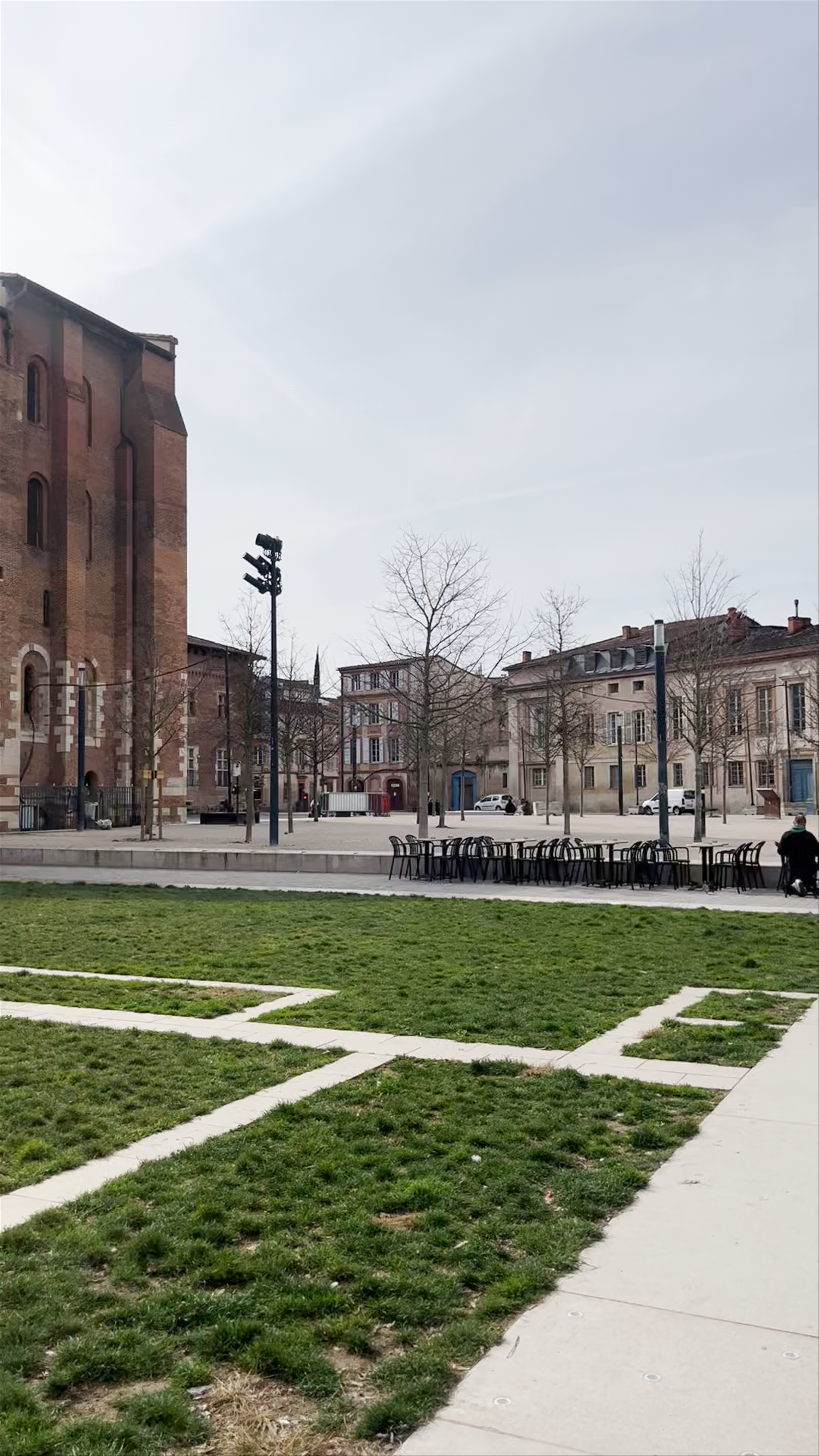 Place Basilique Saint Sernin