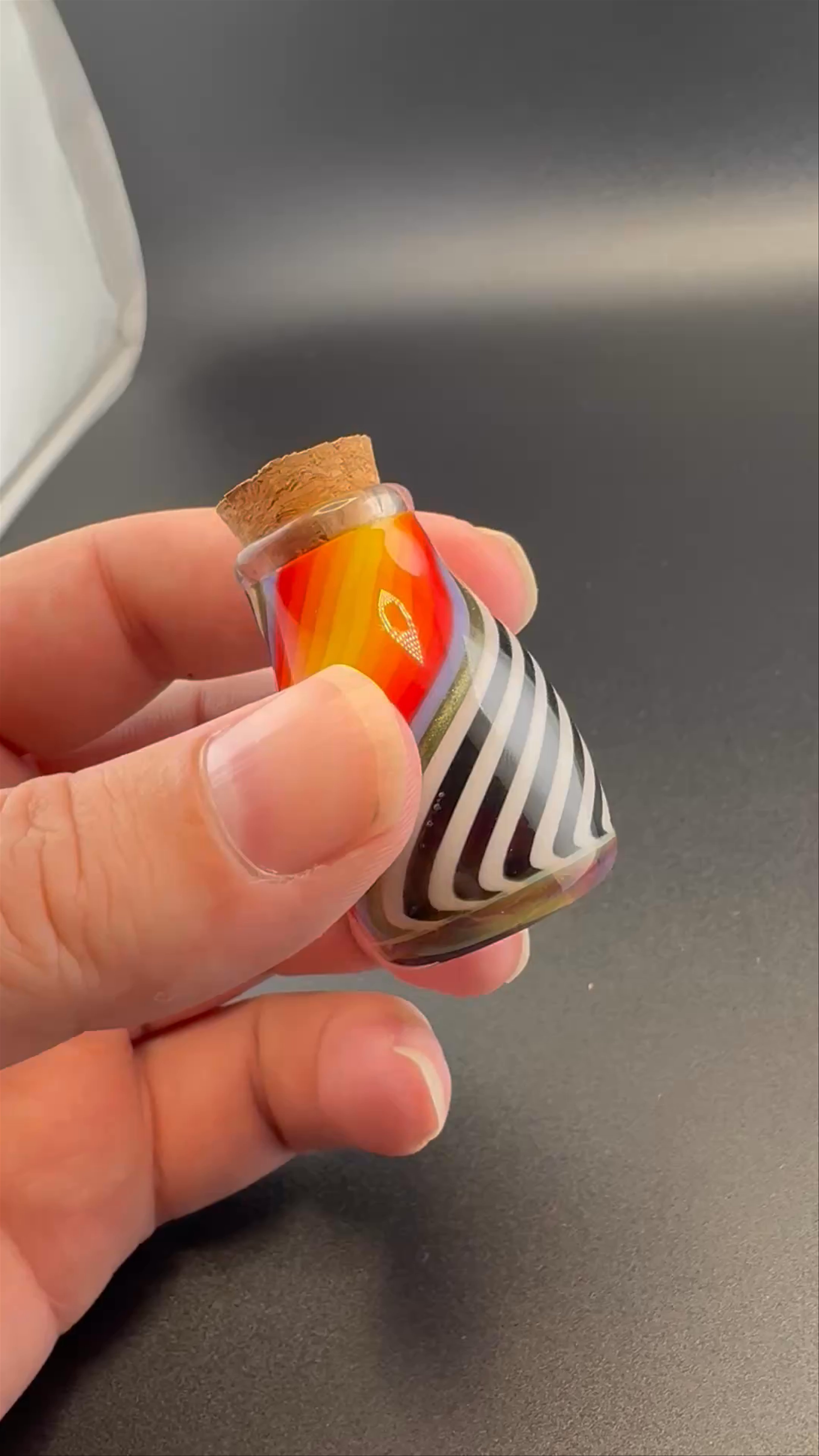 Preview pic of Mini wig wag cork jar